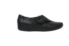 "Clarks" Shoe