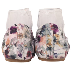 Vera Wang Women Pumps