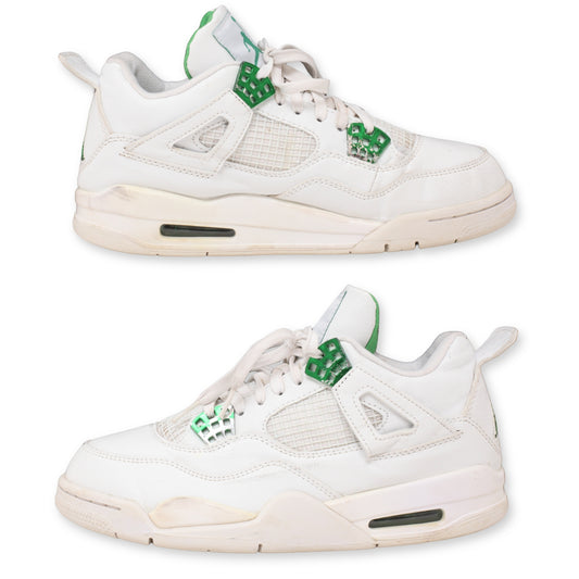 Nike Air Jordan 4 Retro Sneaker