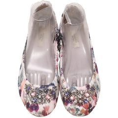 Vera Wang Women Pumps