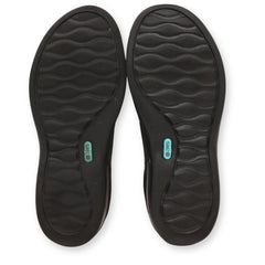BZees Women's Niche Slip-On Shoe