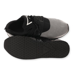 GUESS Nepal Sneakers