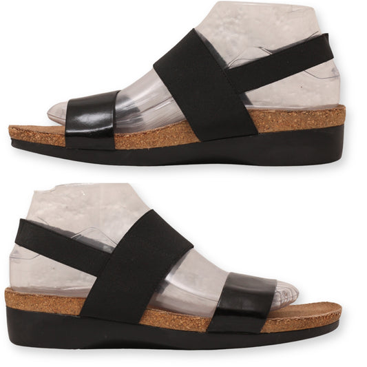 Munro American Walking Wedge Sandal