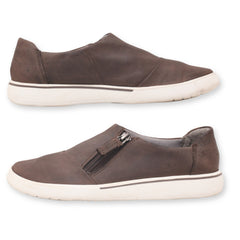 Clarks Women Zip Closure Shoes