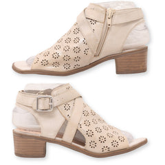Wonder Nation Women Sandal