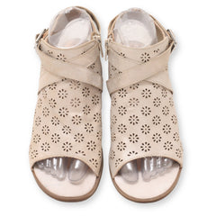 Wonder Nation Women Sandal