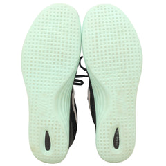 Nike Solarsoft Run