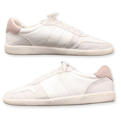 Universal Thread Women's Fashion Sneakers