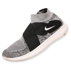 Nike Slip-On Women's Sneaker