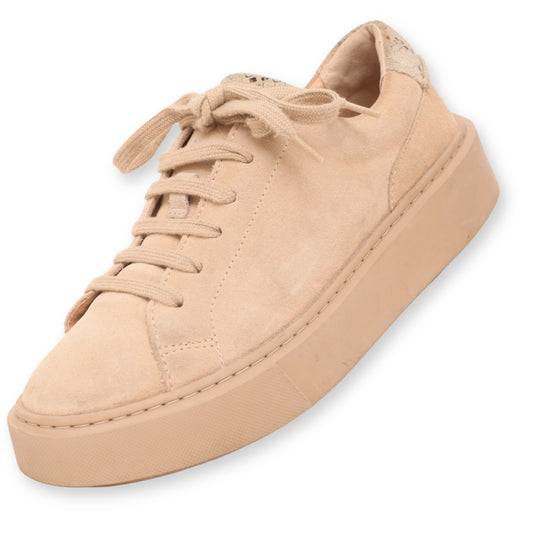 Clarks Lace-Up Womens Sneakers