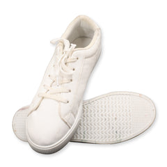 Women's Basic LaceUp Sneakers