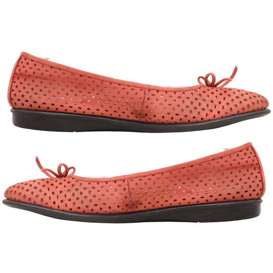 AEROSOLES Women's Flat Pumps
