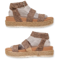 Universal Thread Women Sandal