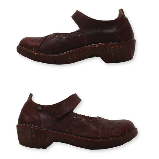 El Naturalista Mary Jane shoes