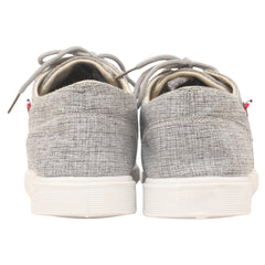 Classic Men's Lace-Up Sneaker