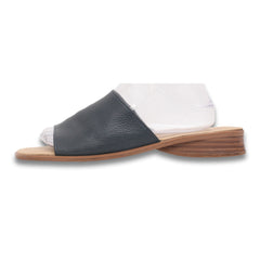 "Montego Bay Club" Slid Strap Flats