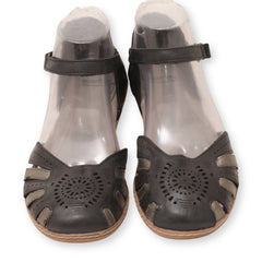 Earth Camellia Cahoon Women Sandals