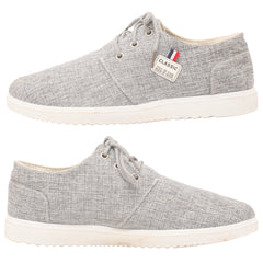 Classic Men's Lace-Up Sneaker