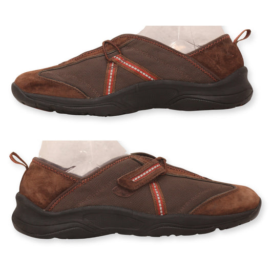 Privo By Clarks Womens Slip On Sneakers