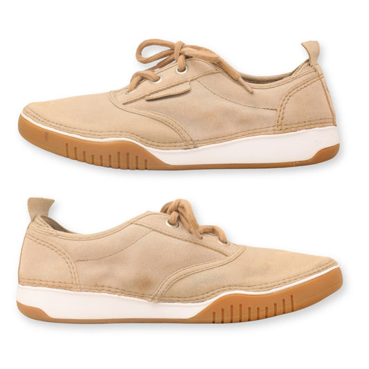 Columbia Women Lace-up Shoes