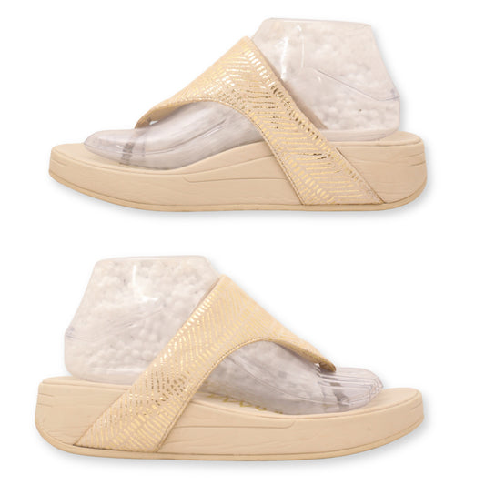 Skechers Wide Fit Women's Slippers