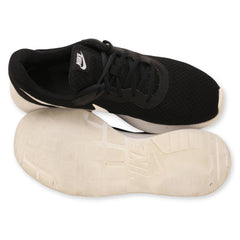 Nike Tanjun Women's Sneaker