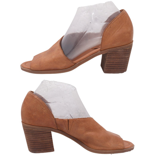 Sole Society Women Sandal