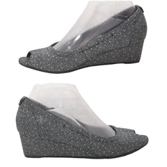 Clarks Vendra Daisy peep-toe wedge pump