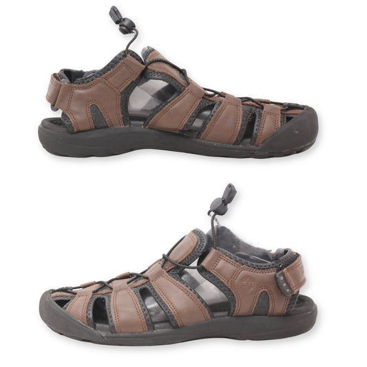 Khombu Men's Closed-Toe Sandal