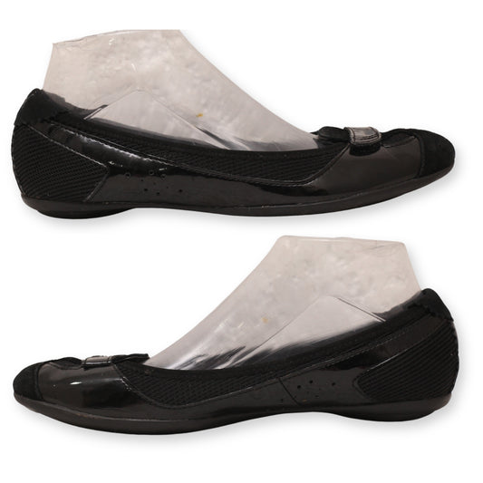 Puma Women's Flat's