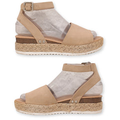 Soda Topic Women's Sandals