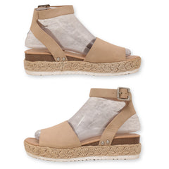 Soda Topic Women's Sandals