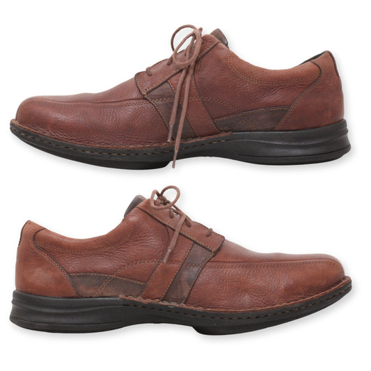 Clarks Wave Lace-Up Casual Shoes