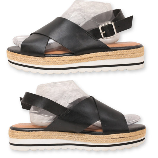 Time & Tru Women Sandal