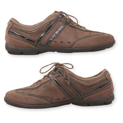Un structured Clarks Women Shoes