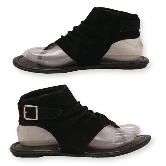 So Woomen Sandal
