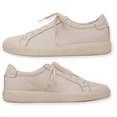 Ecco Women Lace-Up Sneaker