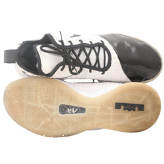 Nike LeBron Witness 3