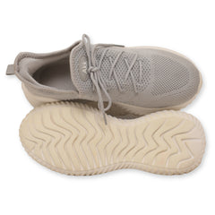 Comfortable Women's Lace-Up Sneaker
