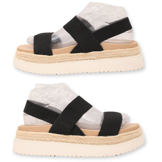 Wild Fable Women Sandal