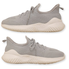 Comfortable Women's Lace-Up Sneaker