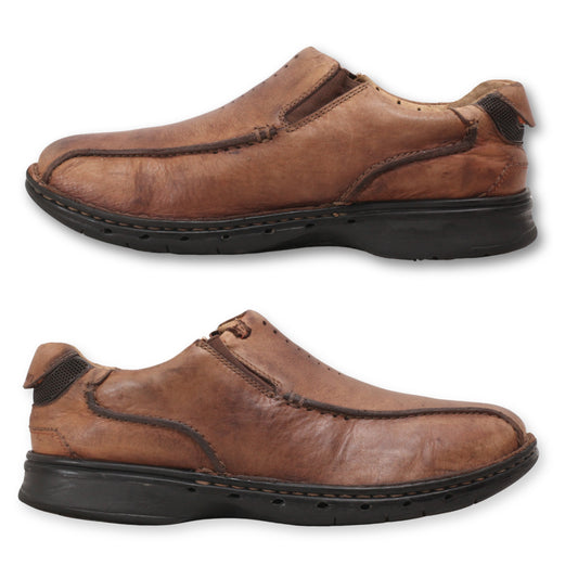 Clarks Structured SlipOn Casual