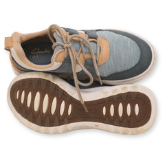 Clarks Lace-Up Women Sneaker