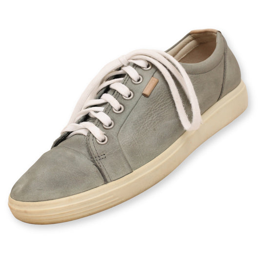 ECCO Lace-Up Women Sneaker