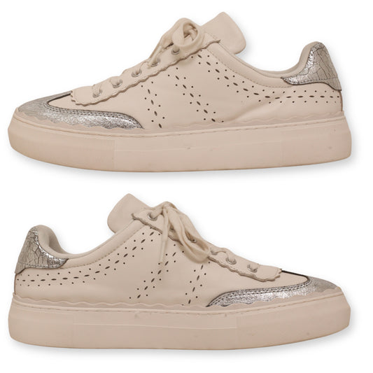 Vince Camuto Women's Lace-Up Sneaker