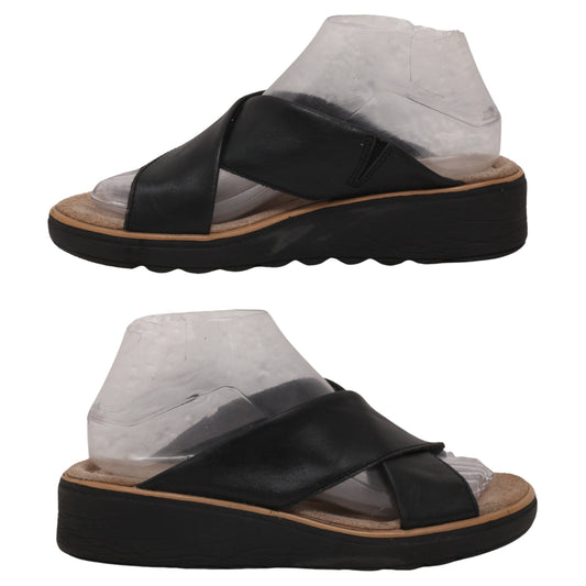 Clarks Women's Slippers