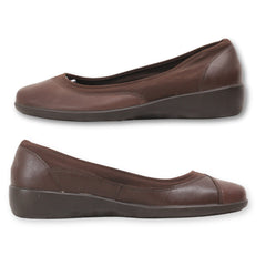 Cobbie Cuddlers Comfortable Pumps