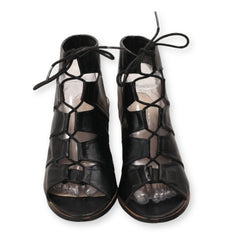 FIRENZE LaceUp Block Heels
