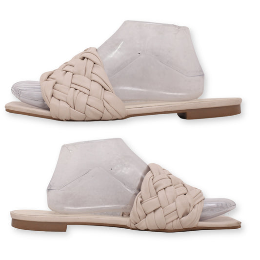 SODA Women Flat Slipper
