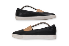 Pumps Shoe By "Kenneth Cole"